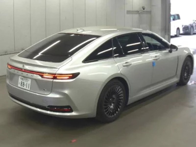 Toyota CROWN  с аукциона в Японии