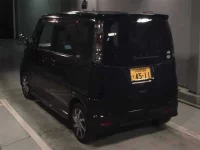 Nissan ROOX лот № 3013 оценка 3.5  с аукциона в Японии 1