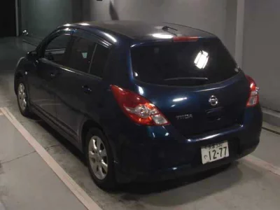 Nissan TIIDA