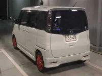 Nissan ROOX лот № 3022 оценка 4  с аукциона в Японии 1