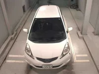 Honda FIT лот № 3030 оценка R  с аукциона в Японии 5