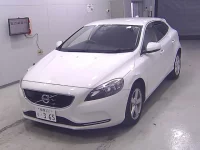 Volvo V40 лот № 10014 оценка 3.5  с аукциона в Японии 1