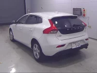 Volvo V40 лот № 10014 оценка 3.5  с аукциона в Японии 3