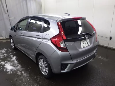Honda FIT  с аукциона в Японии