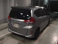 Honda FREED лот № 127 оценка R  с аукциона в Японии 4