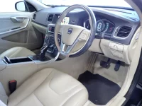 Volvo S60 лот № 31003 оценка 4  с аукциона в Японии 2