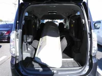 Toyota VOXY лот № 174 оценка 3  с аукциона в Японии 9