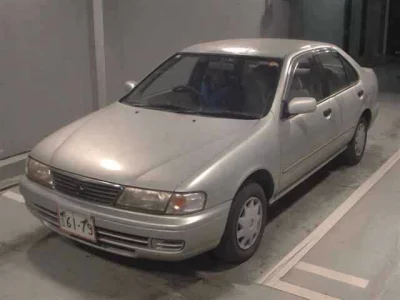 Nissan SUNNY  с аукциона в Японии