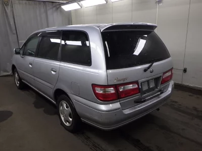 Nissan PRESAGE  с аукциона в Японии