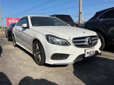 Mercedes-Benz E CLASS  с аукциона в Японии