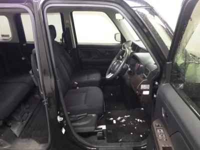 Toyota ROOMY  с аукциона в Японии