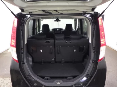 Toyota ROOMY  с аукциона в Японии