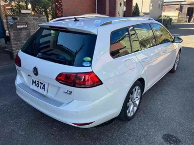 Volkswagen GOLF VARIANT