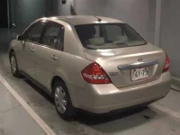 Nissan TIIDA LATIO лот № 9044 оценка 3.5  с аукциона в Японии 1
