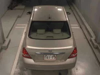 Nissan TIIDA LATIO лот № 9044 оценка 3.5  с аукциона в Японии 6