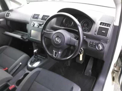 Volkswagen GOLF TOURAN  с аукциона в Японии