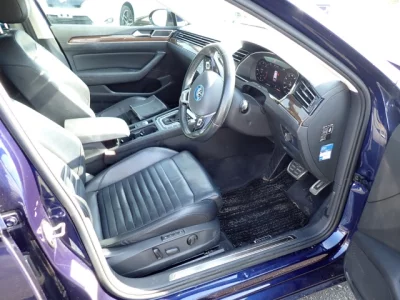 Volkswagen PASSAT VARIANT  с аукциона в Японии