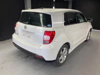 Toyota IST лот № 1069 оценка R  с аукциона в Японии 5