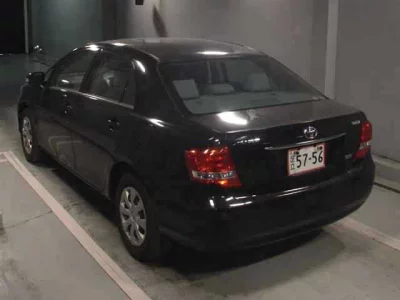 Toyota COROLLA AXIO  с аукциона в Японии