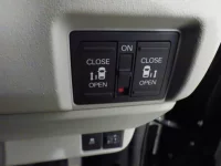 Honda N BOX лот № 10140 оценка 4  с аукциона в Японии 10