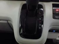 Honda N BOX лот № 10140 оценка 4  с аукциона в Японии 9