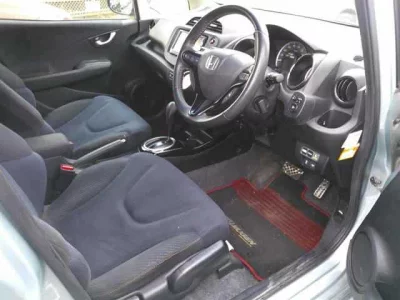 Honda FIT  с аукциона в Японии
