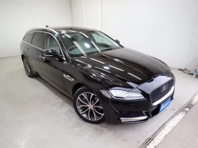 Jaguar XF SERIES