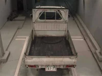 Nissan CLIPPER TRUCK лот № 9161 оценка 3.5  с аукциона в Японии 6