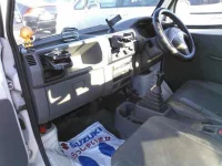 Nissan CLIPPER TRUCK лот № 9161 оценка 3.5  с аукциона в Японии 7