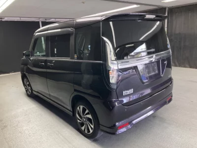 Mitsubishi DELICA D2  с аукциона в Японии