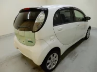 Mitsubishi I-MIEV лот № 28073 оценка 4  с аукциона в Японии 2