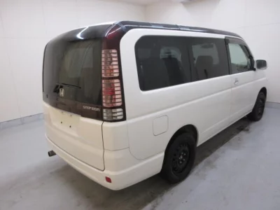 Honda STEP WAGON  с аукциона в Японии