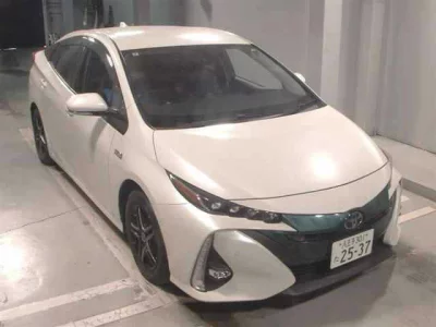 Toyota PRIUS PHV