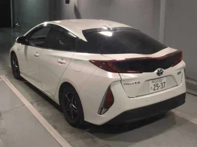 Toyota PRIUS PHV