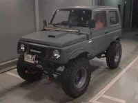Suzuki JIMNY лот № 8059 оценка R  с аукциона в Японии 3
