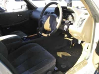 Nissan LAUREL лот № 8070 оценка 3.5  с аукциона в Японии 2