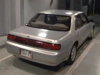 Nissan LAUREL лот № 8070 оценка 3.5  с аукциона в Японии 4