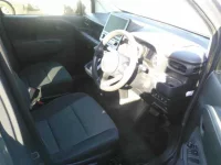 Toyota SIENTA лот № 8102 оценка R  с аукциона в Японии 2