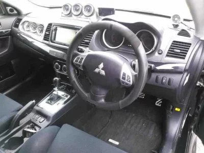 Mitsubishi GALANT FORTIS  с аукциона в Японии