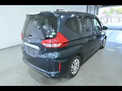 Honda FREED  с аукциона в Японии