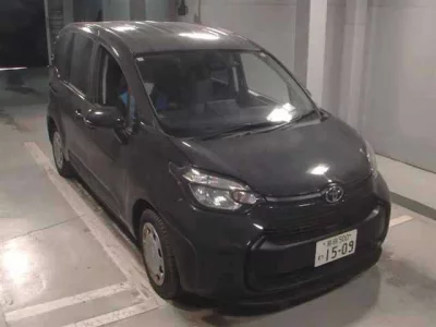 Toyota SIENTA  с аукциона в Японии