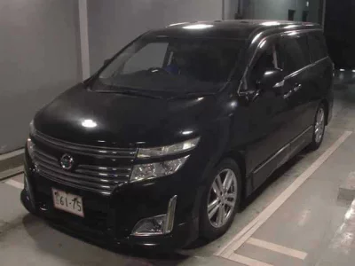 Nissan ELGRAND  с аукциона в Японии