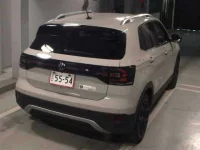 Volkswagen T-CROSS лот № 8120 оценка 4.5  с аукциона в Японии 4