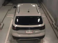 Volkswagen T-CROSS лот № 8120 оценка 4.5  с аукциона в Японии 6