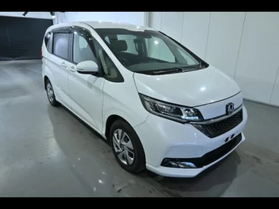 Honda FREED  с аукциона в Японии