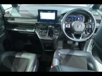 Honda STEP WAGON лот № 20078 оценка 4  с аукциона в Японии 4