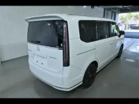 Honda STEP WAGON лот № 20078 оценка 4  с аукциона в Японии 2