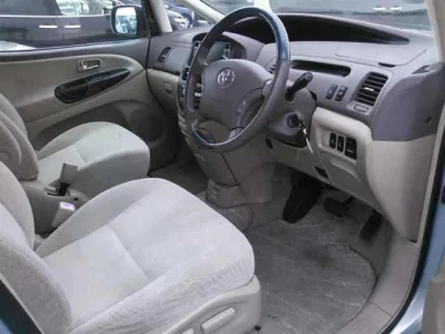 Toyota ESTIMA HYBRID  с аукциона в Японии