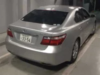 Lexus LS лот № 8167 оценка 3  с аукциона в Японии 4