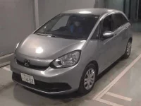 Honda FIT лот № 8200 оценка R  с аукциона в Японии 3